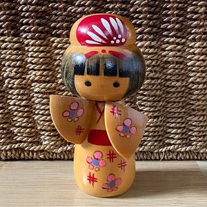 Vintage Japanese Kokeshi Doll – Cherry Blossom Kimono – Handcrafted in Japan